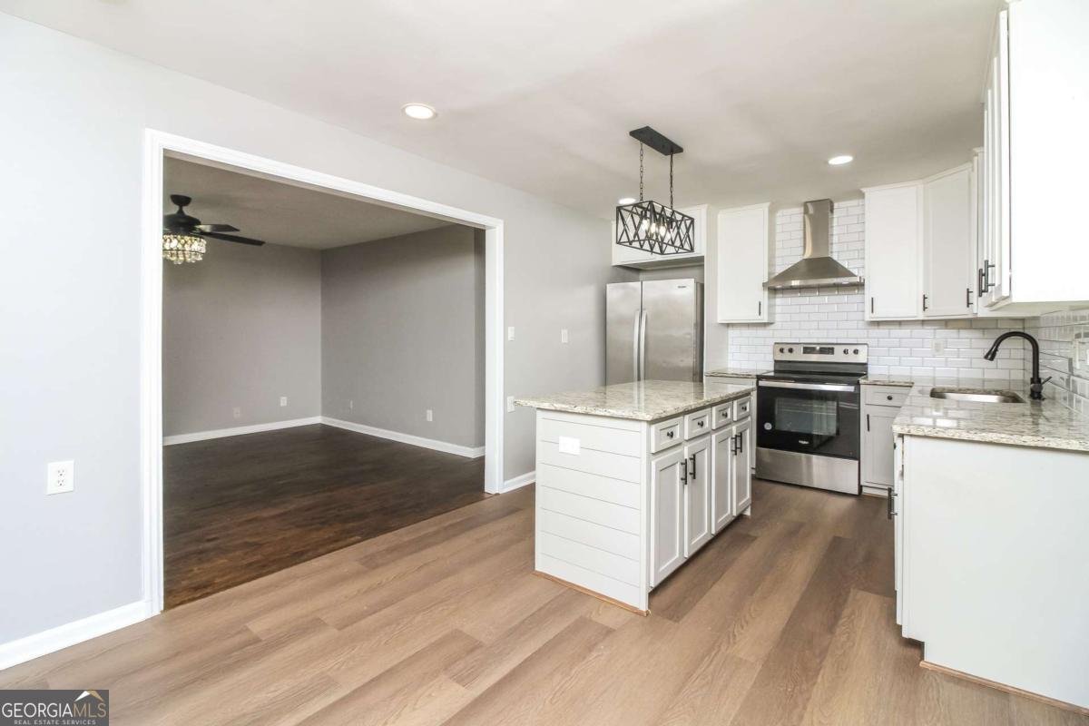 2362 Macon Drive Atlanta - 1