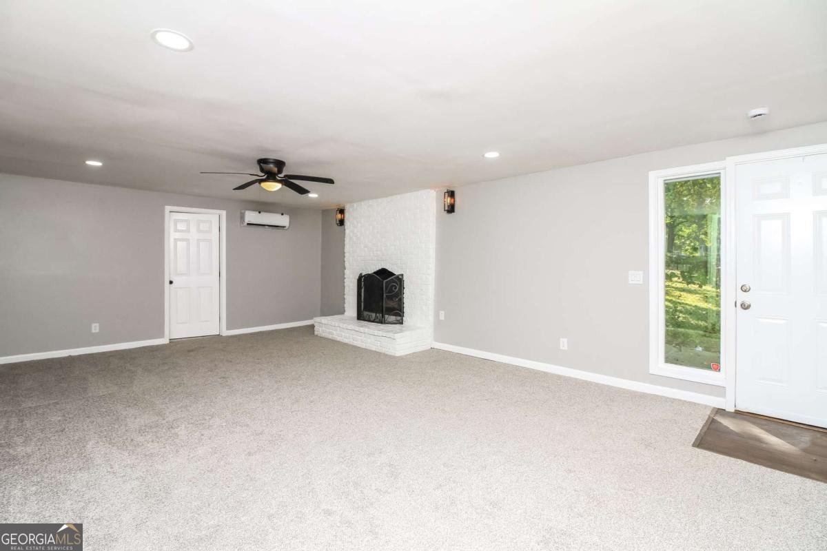 2362 Macon Drive Atlanta - 3