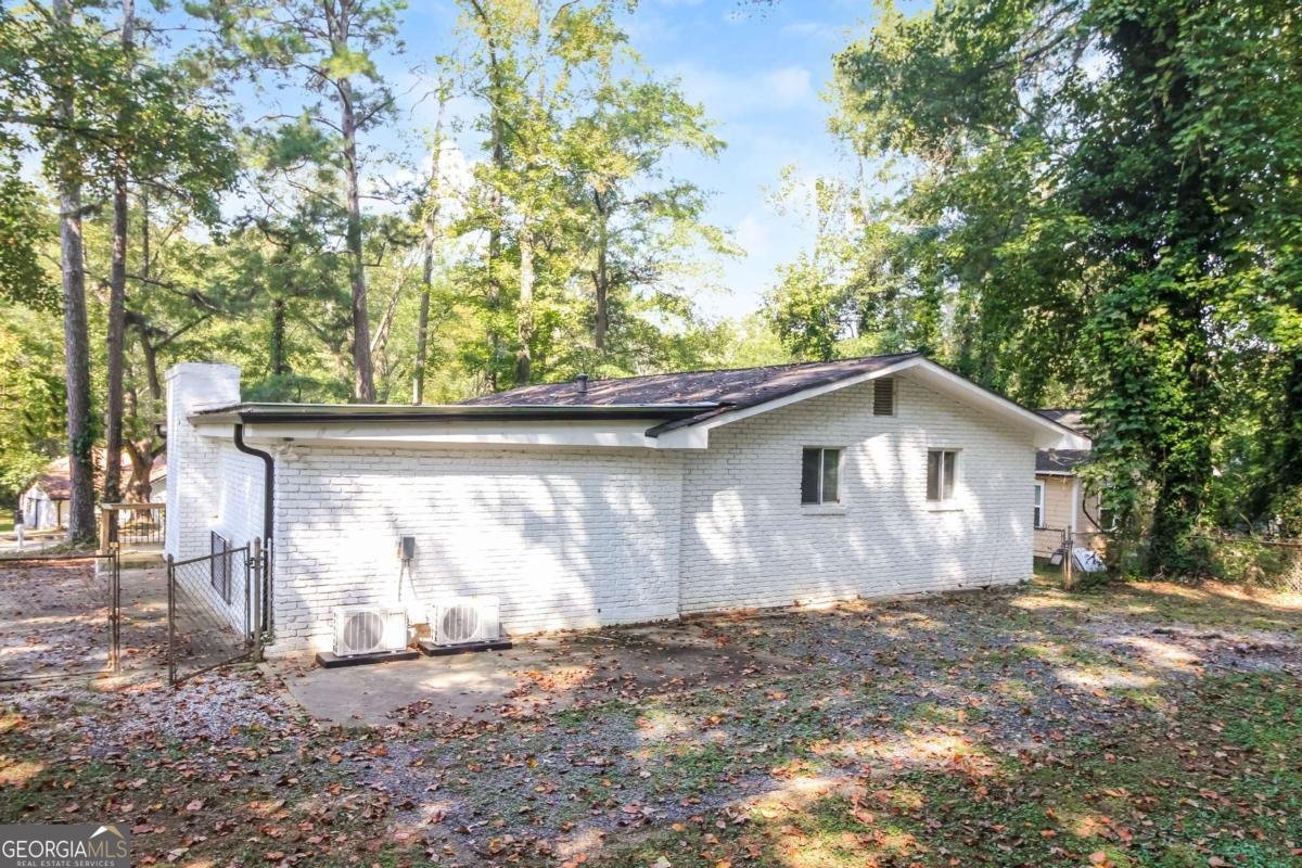 2362 Macon Drive Atlanta - 37
