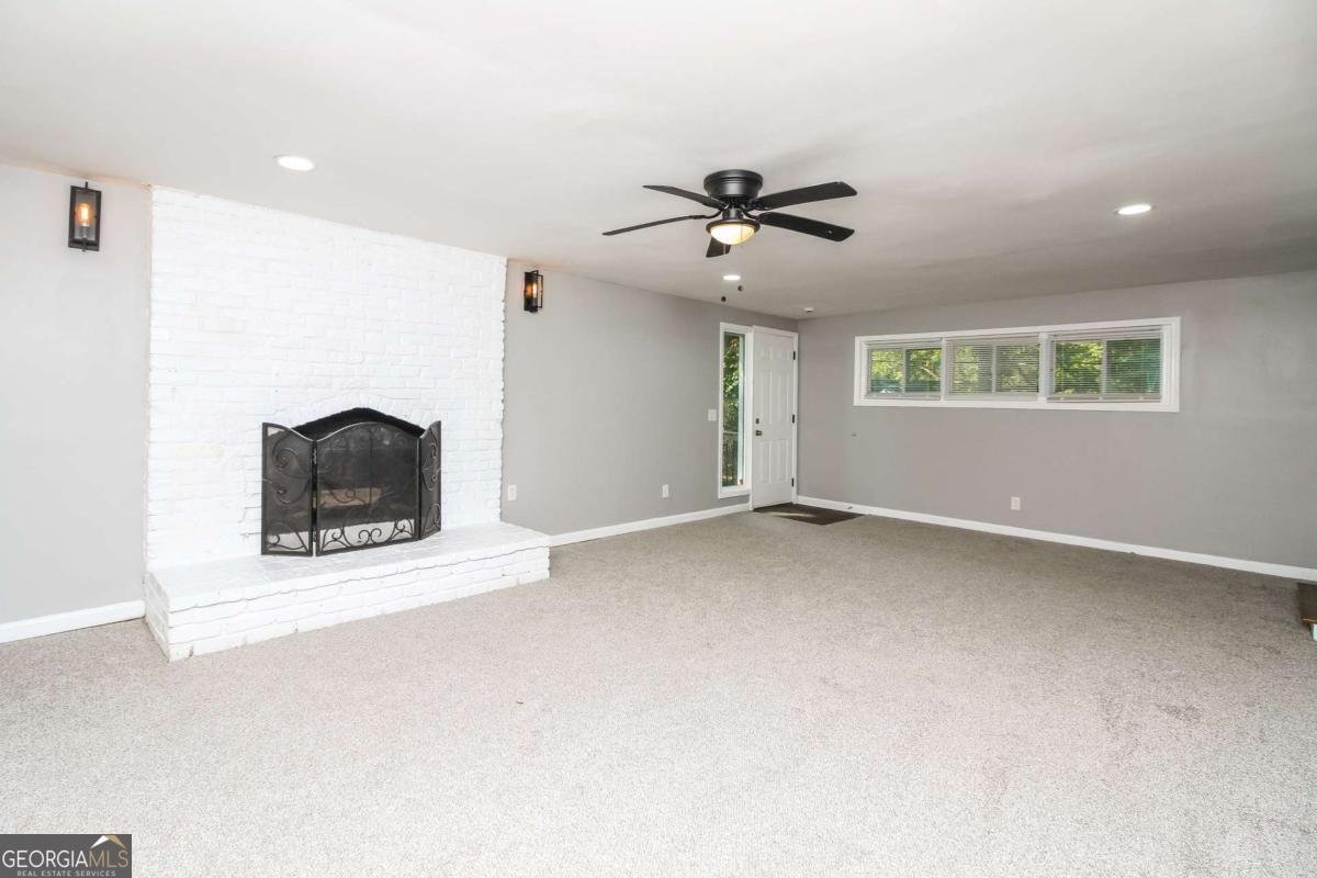 2362 Macon Drive Atlanta - 4