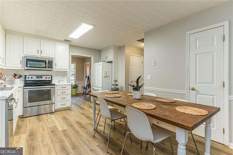 275 Grayson Manor Drive Loganville - 17