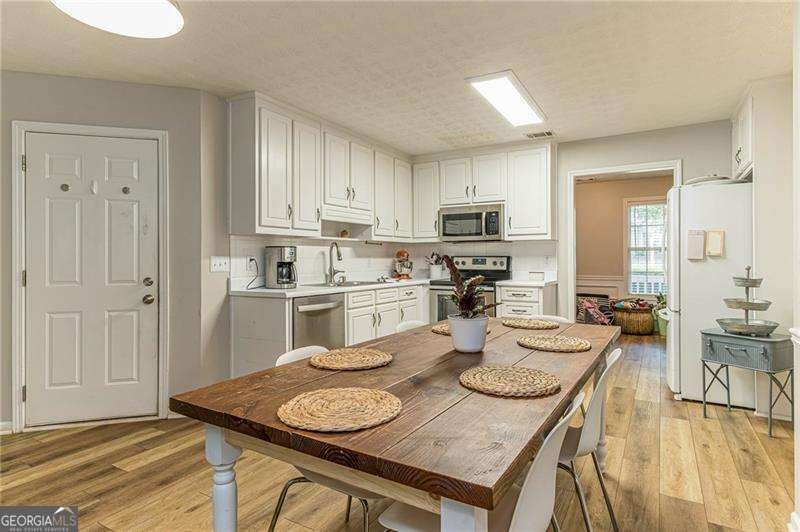 275 Grayson Manor Drive Loganville - 18