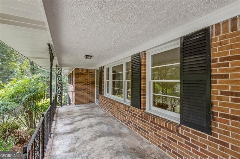 87 Valley Road Lawrenceville - 6