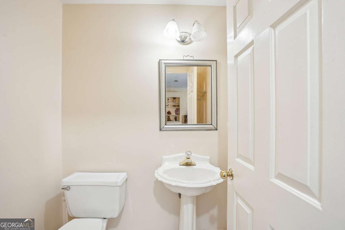 6868 Wynbrooke Cove Stone Mountain - 25