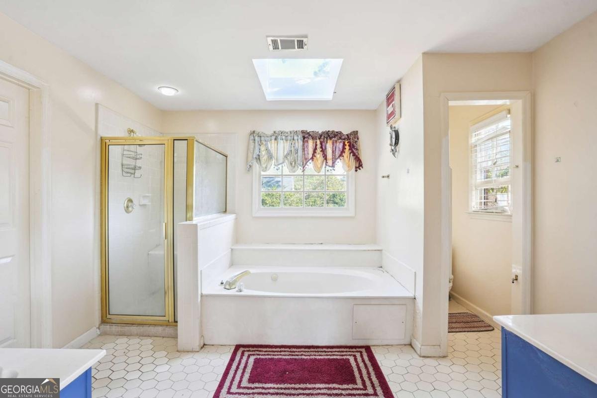 6868 Wynbrooke Cove Stone Mountain - 6