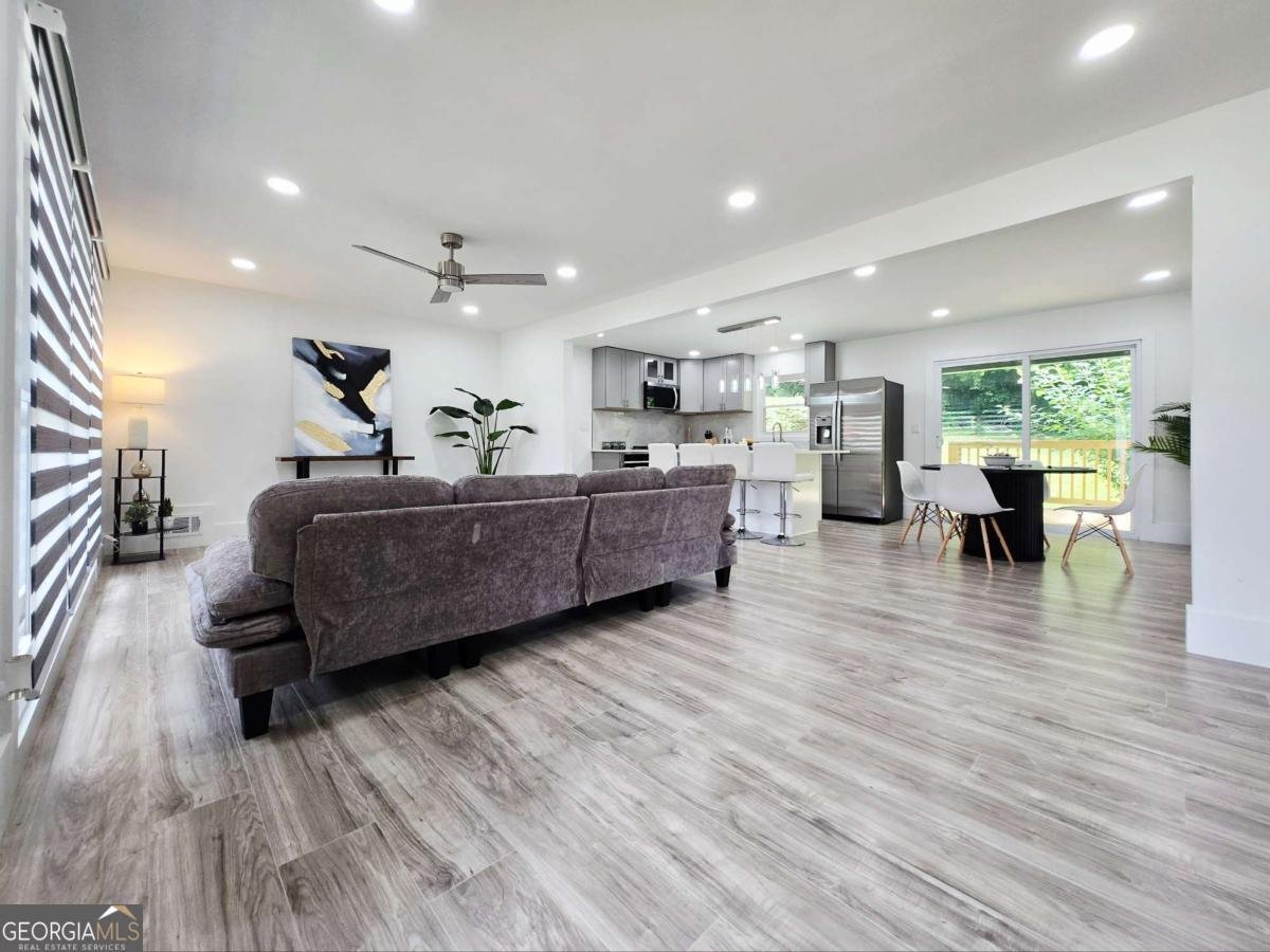 2400 Glenrock Drive Decatur - 4