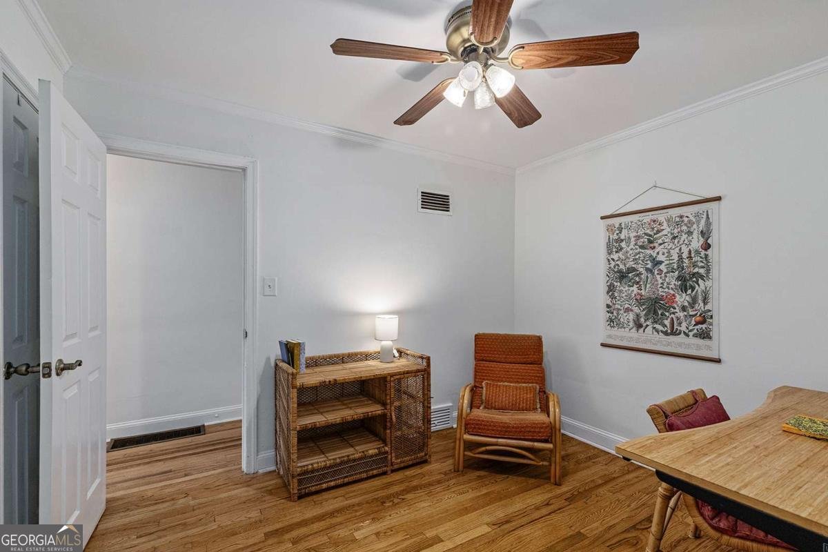 2064 Edgemore Drive Atlanta - 22