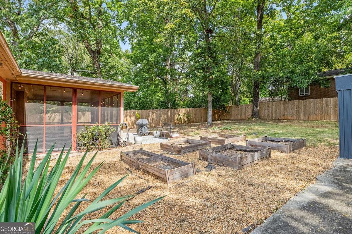 2064 Edgemore Drive Atlanta - 29
