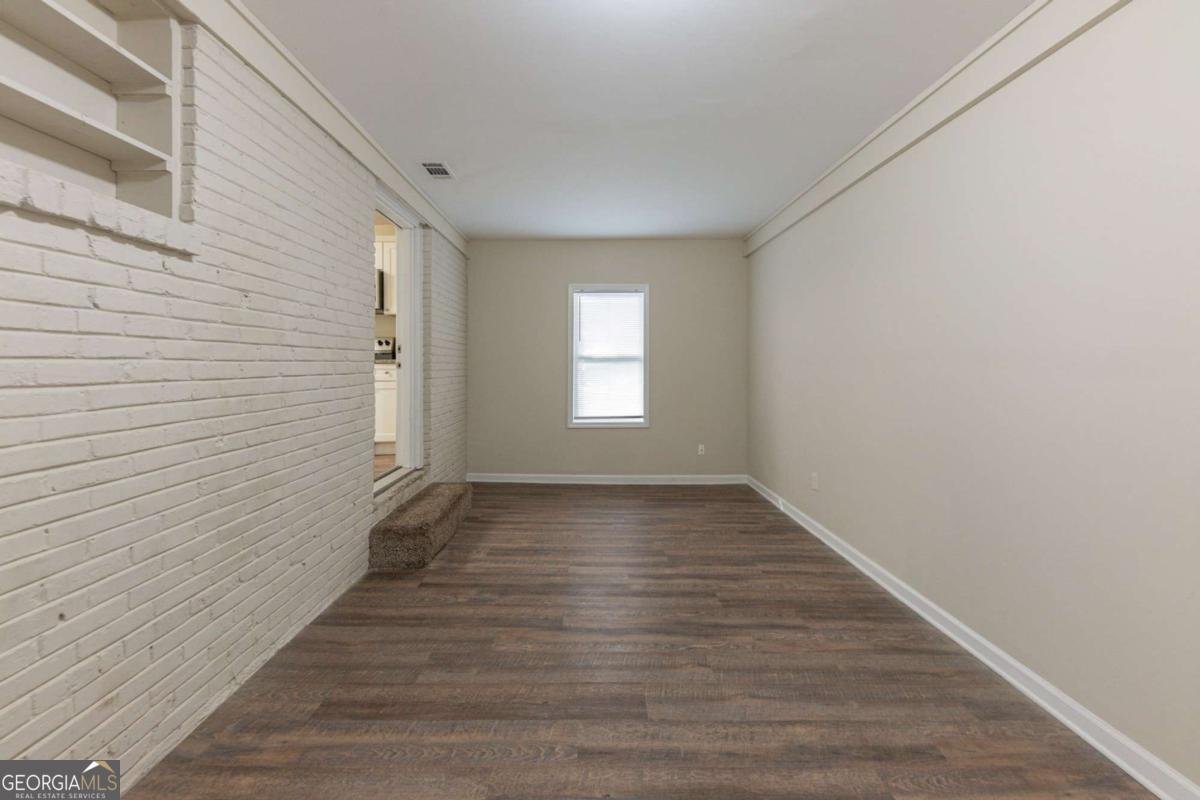 1852 Shamrock Drive Decatur - 9