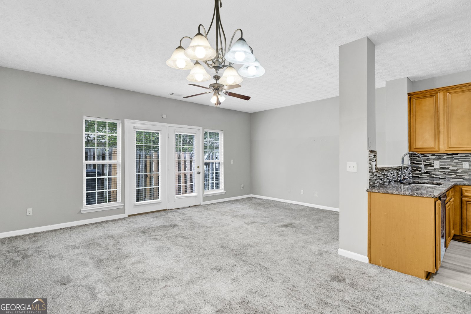 4327 Park Gate Drive East Point - 5