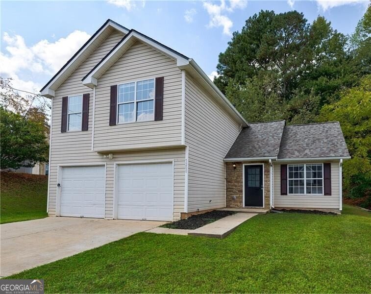 7200 Mahogany Drive Fairburn - 1