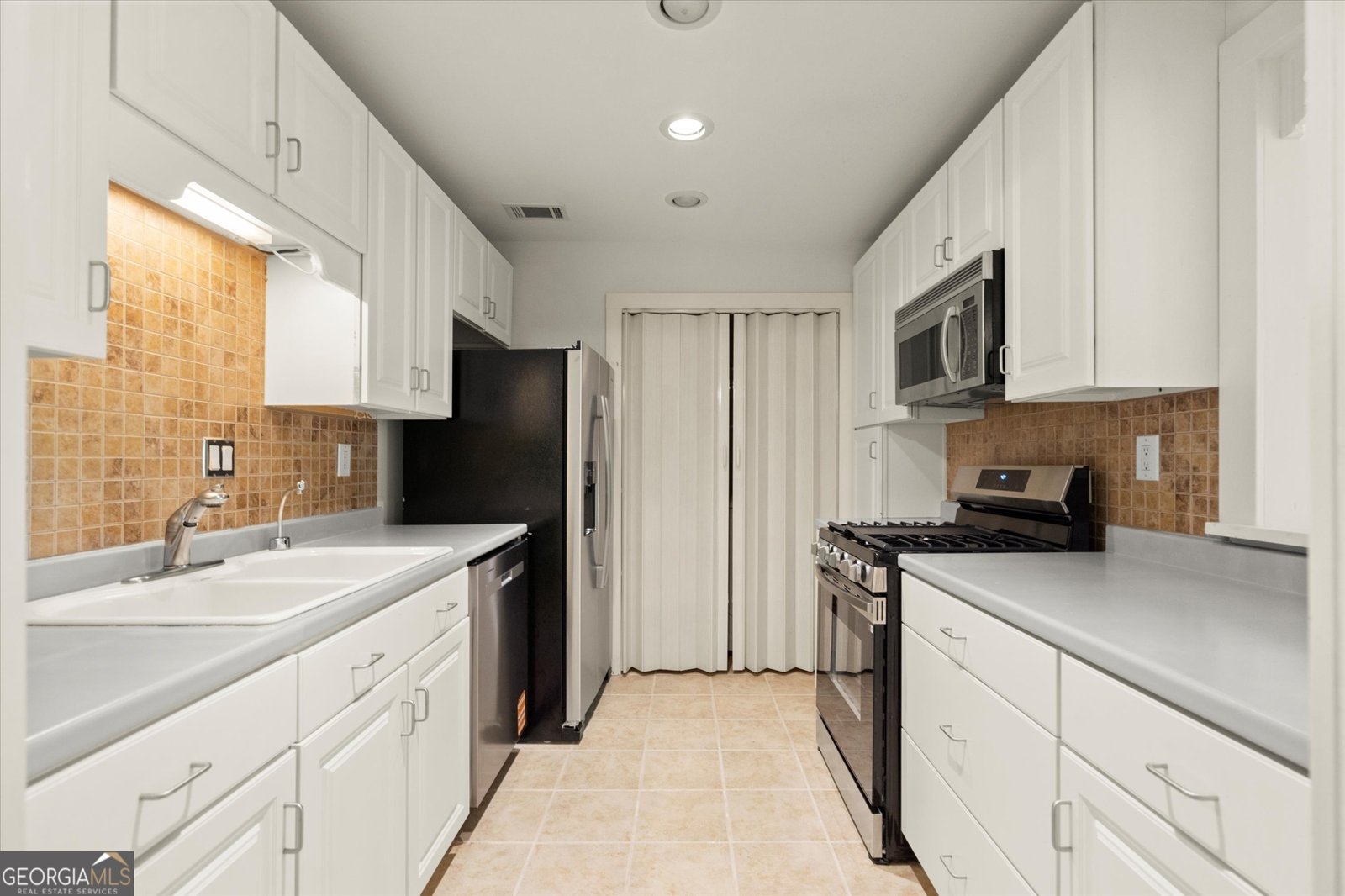 1703 Augusta Drive Marietta - 4