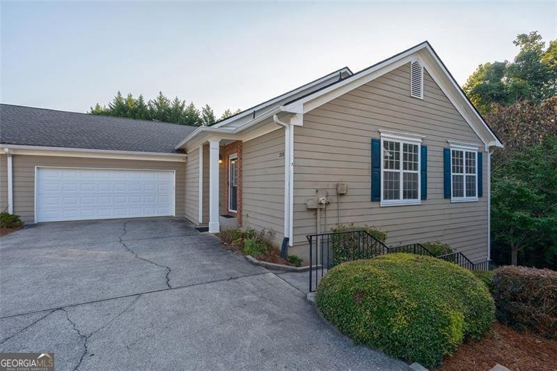 326 CAMRY Circle Dallas - 1