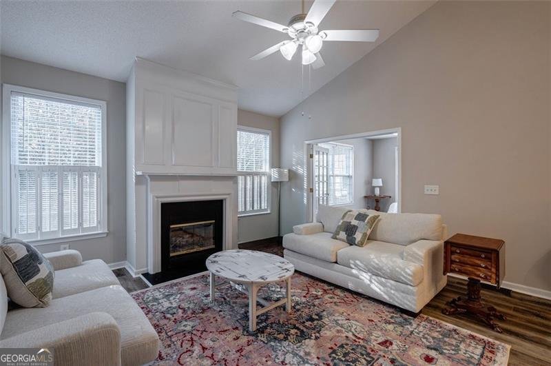 326 CAMRY Circle Dallas - 2