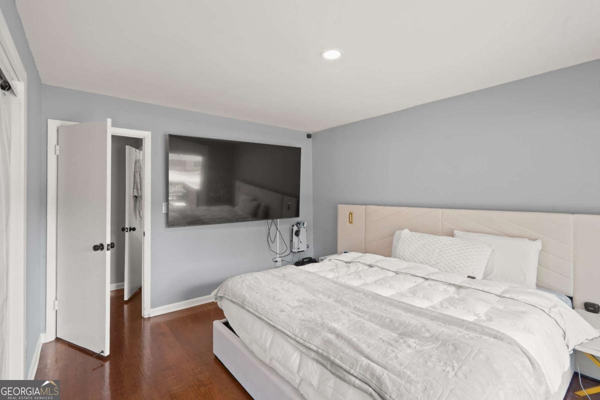 4166 Idlevale Drive Tucker - 27