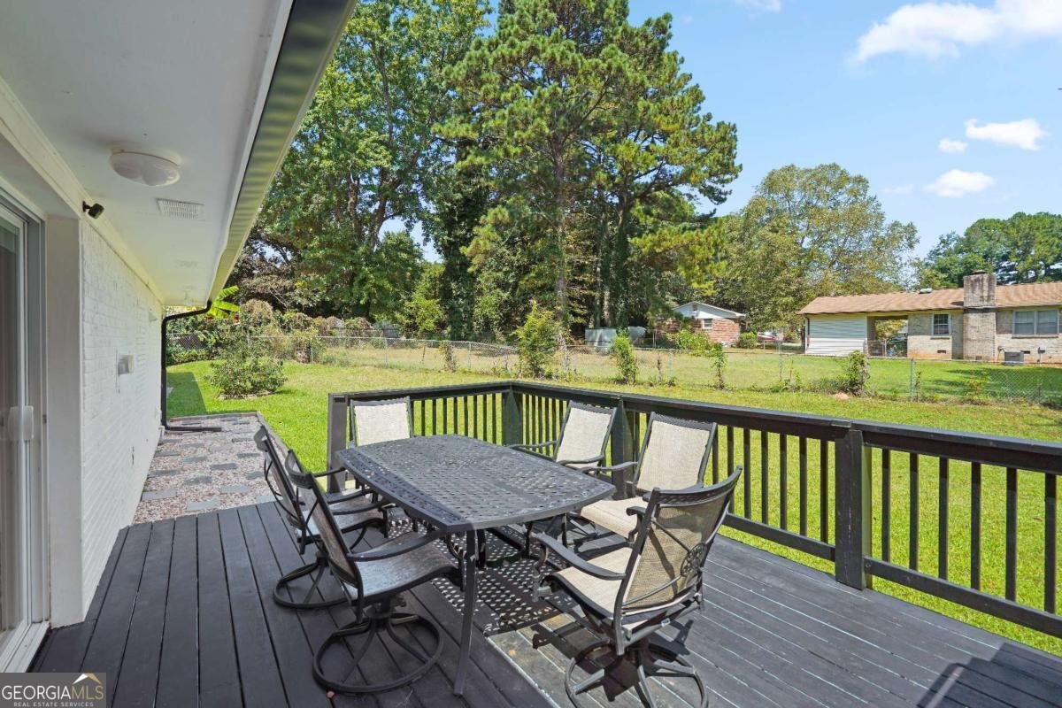 4166 Idlevale Drive Tucker - 37