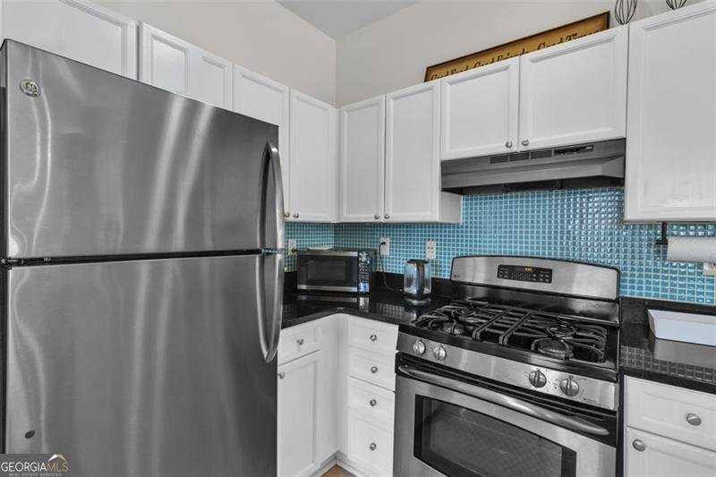 4254 RIVER GREEN Drive Atlanta - 15
