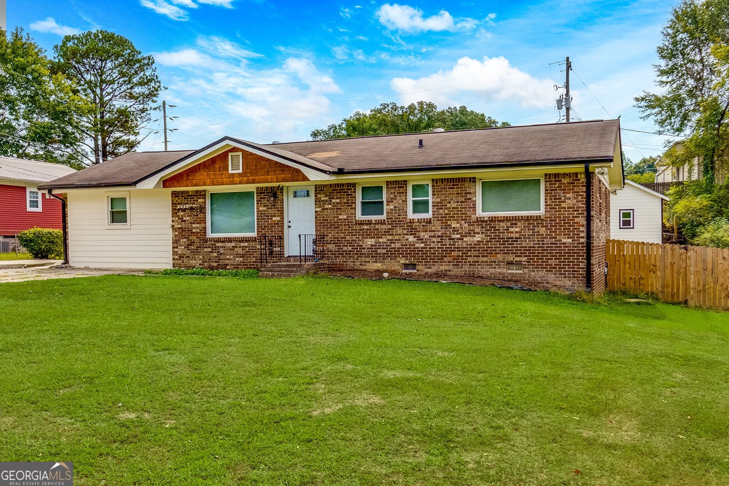 5990 John Street Austell - 1