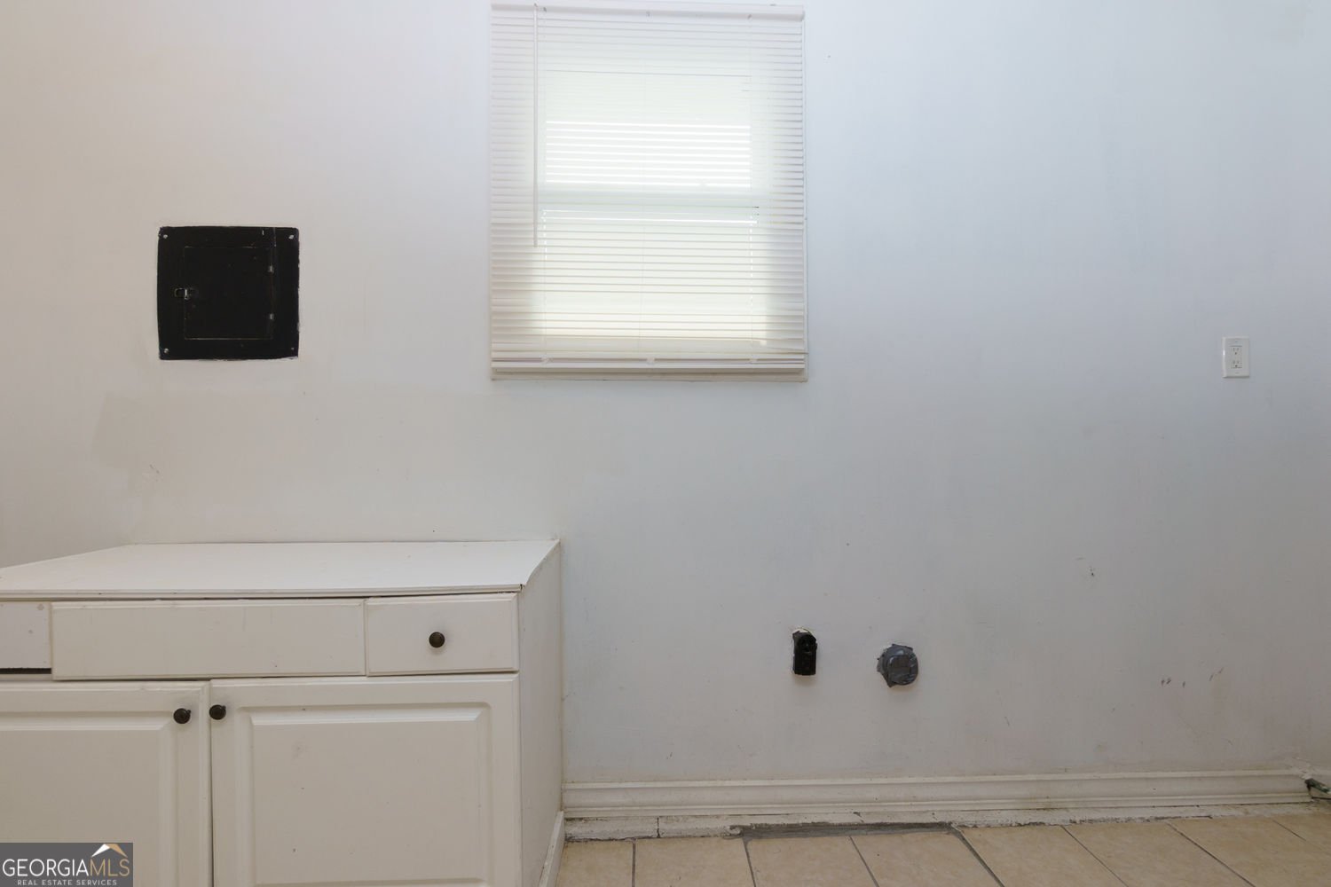 5990 John Street Austell - 12