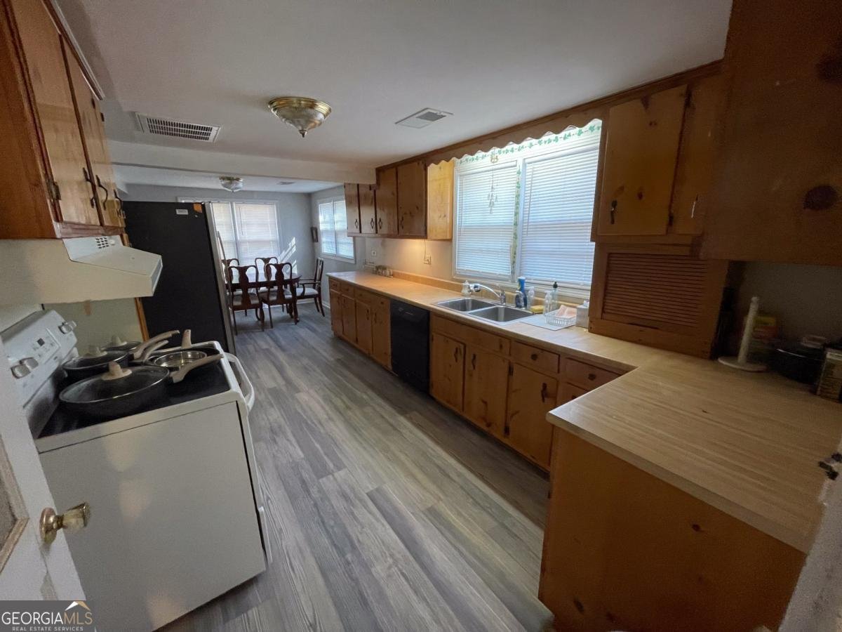 71 Mcguire Road Dallas - 32