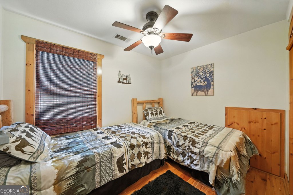 360 Finale Street Talking Rock - 18