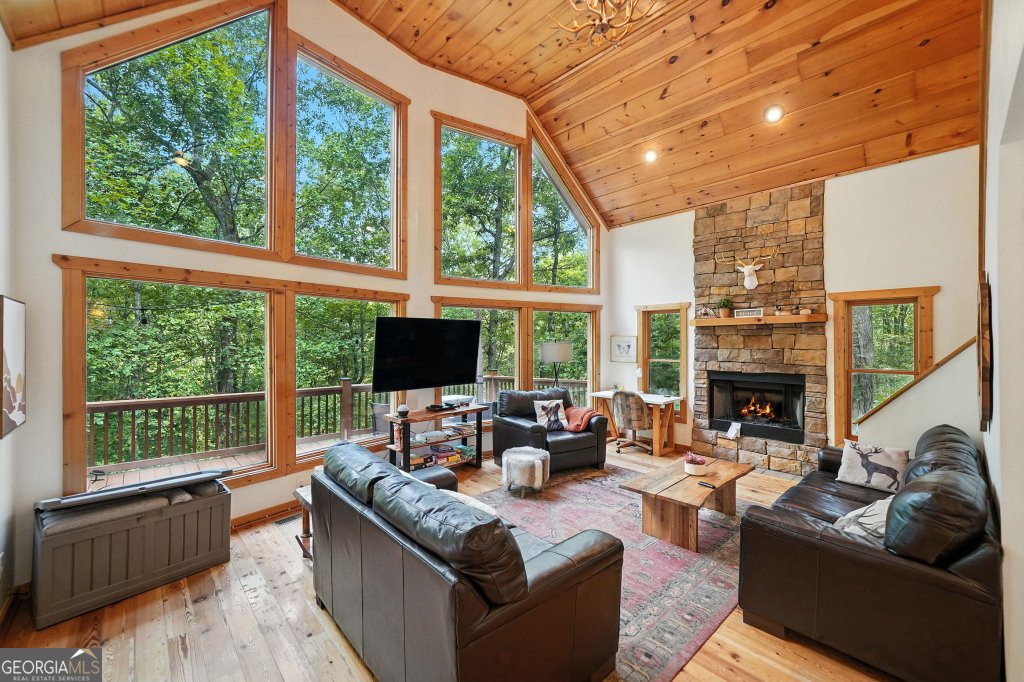 360 Finale Street Talking Rock - 2