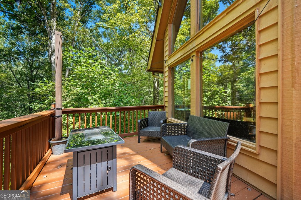 360 Finale Street Talking Rock - 30