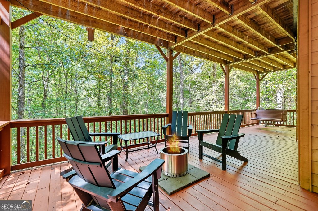 360 Finale Street Talking Rock - 32