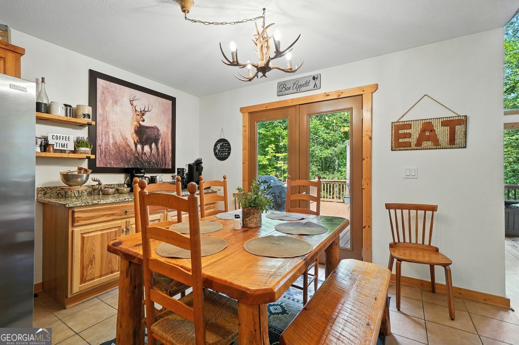 360 Finale Street Talking Rock - 6