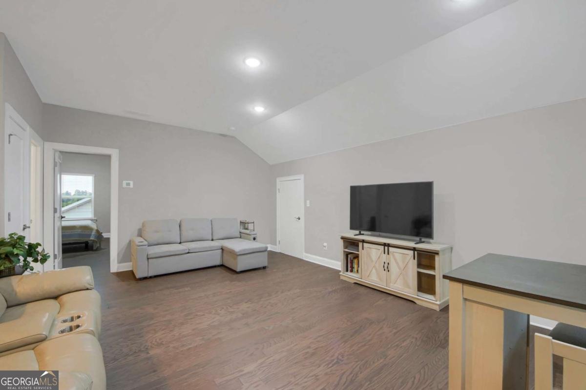 6956 River Rock Drive Flowery Branch - 10