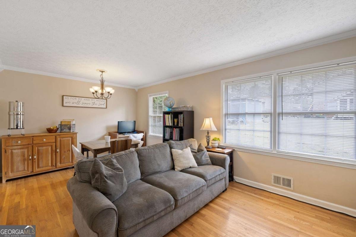 2577 Glen Circle Lawrenceville - 17