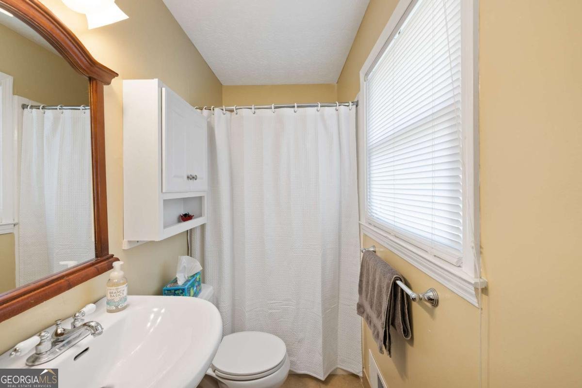 2577 Glen Circle Lawrenceville - 25