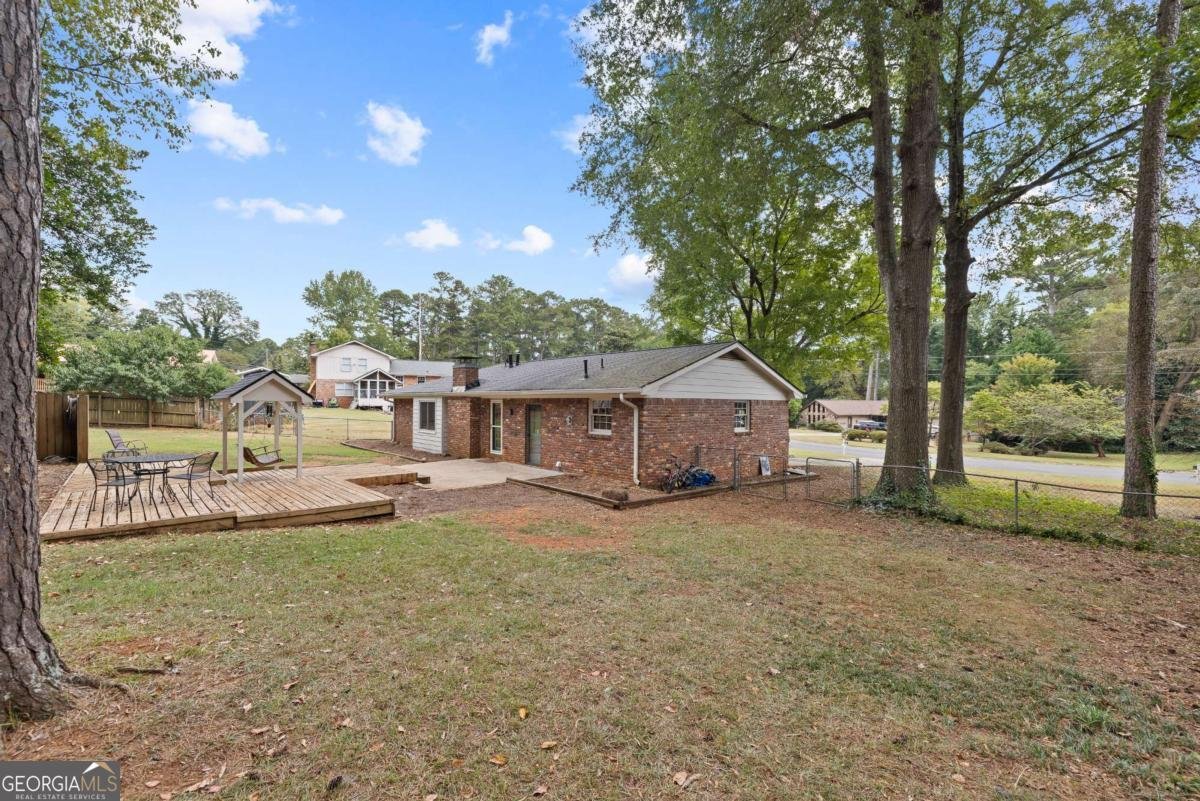 2577 Glen Circle Lawrenceville - 31