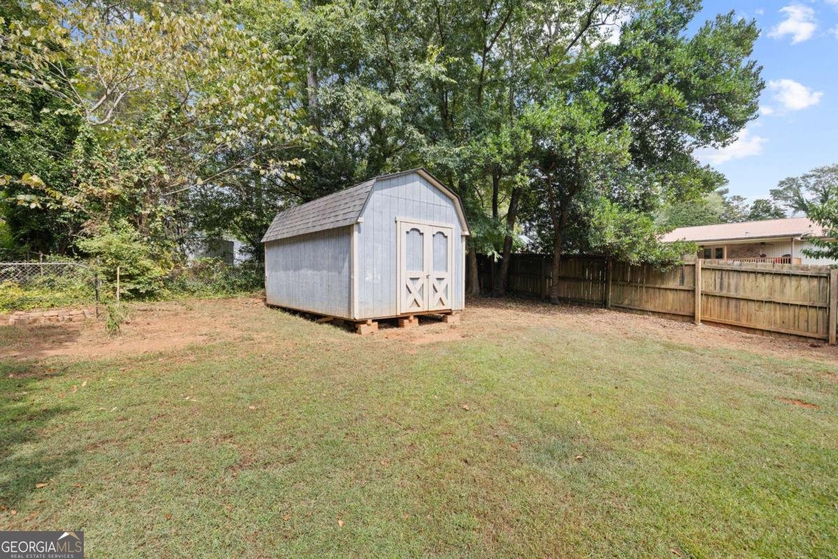 2577 Glen Circle Lawrenceville - 34