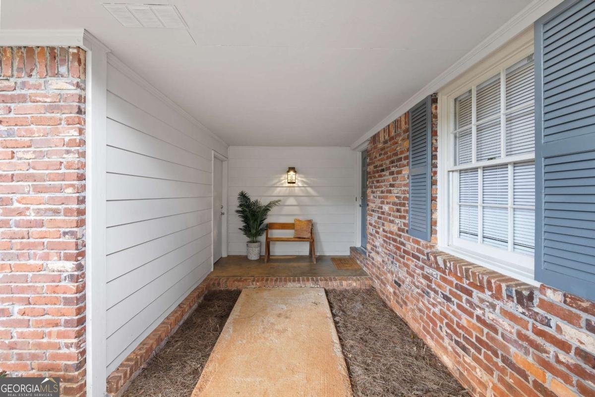 2577 Glen Circle Lawrenceville - 37