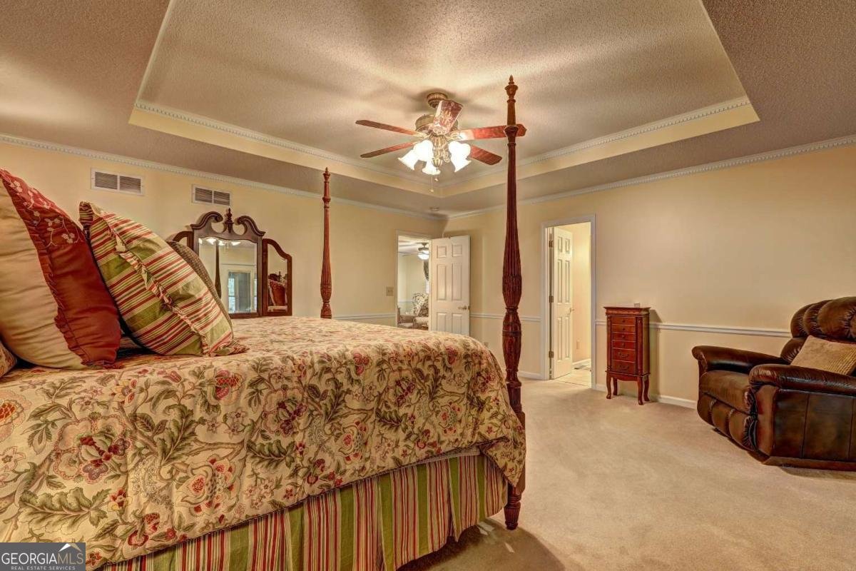 40 Holder Road Temple - 36