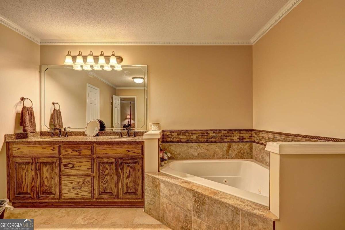 40 Holder Road Temple - 39