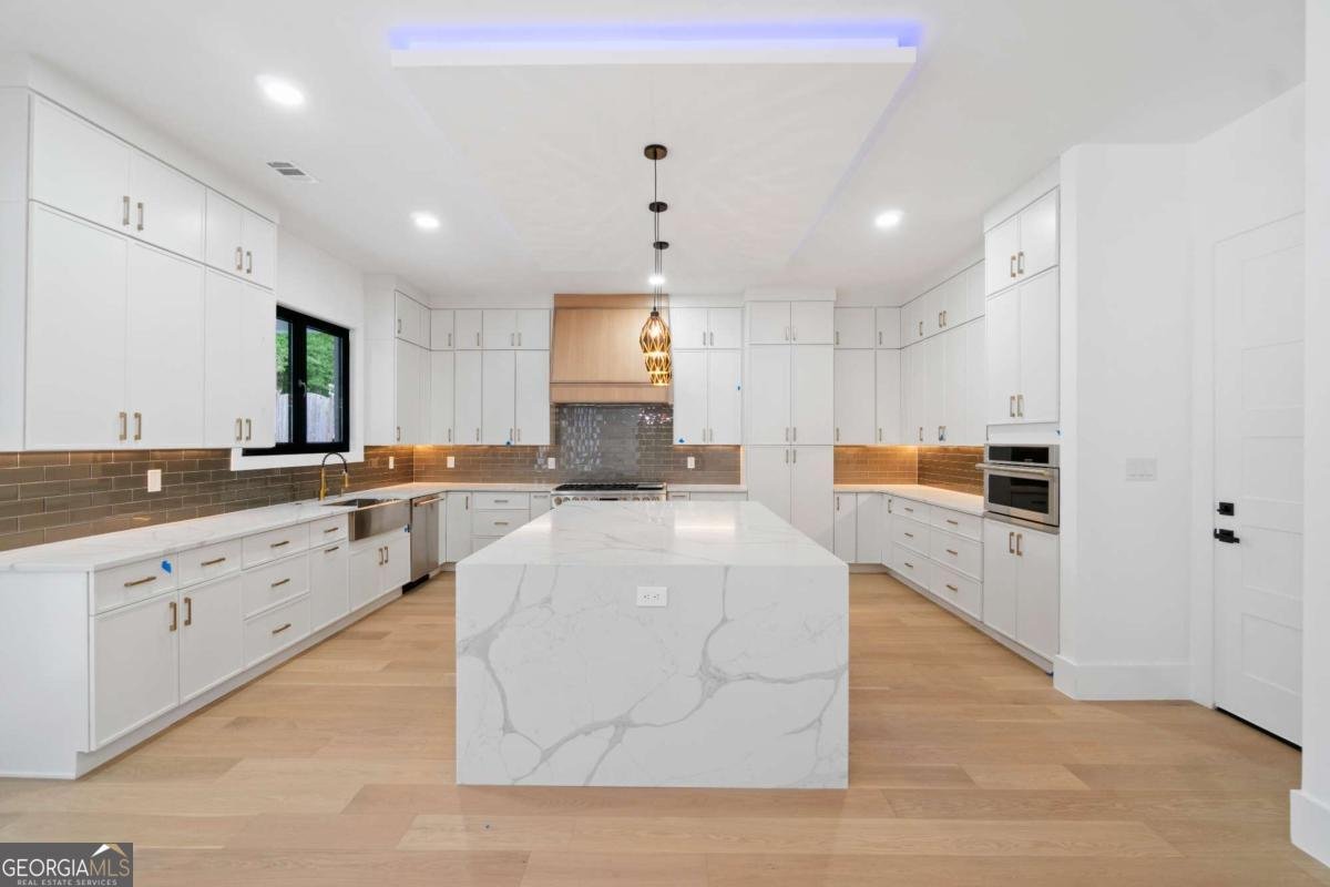 2701 Collins Hill Road Lawrenceville - 17