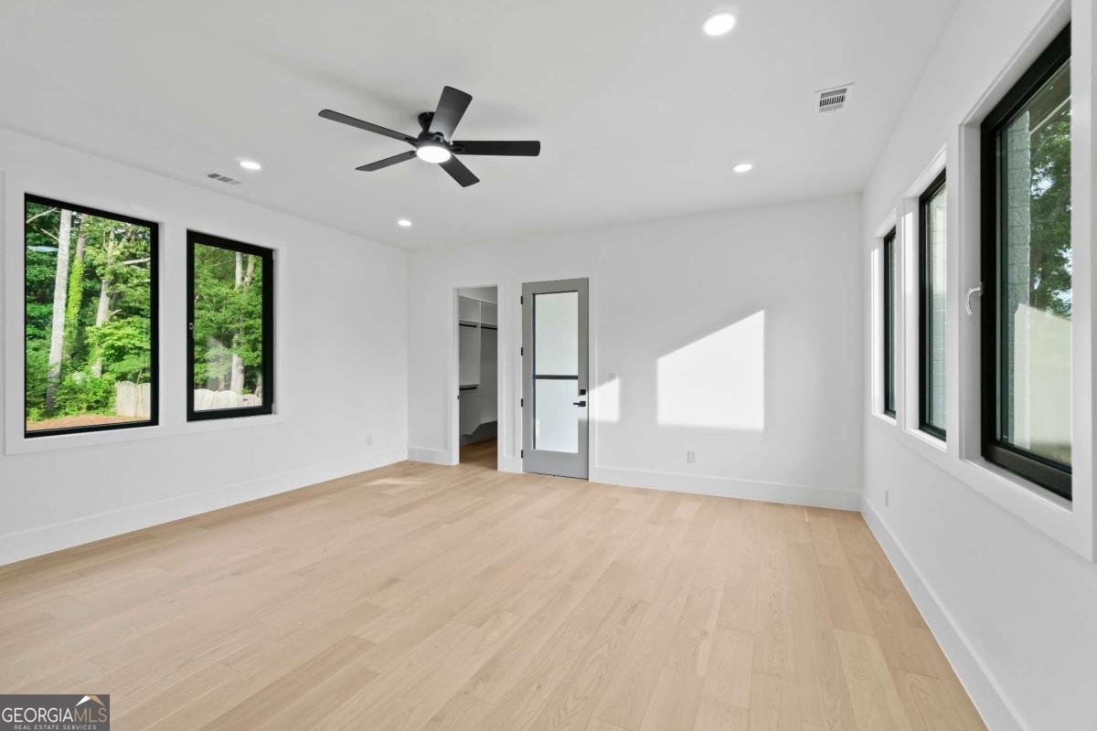 2701 Collins Hill Road Lawrenceville - 32