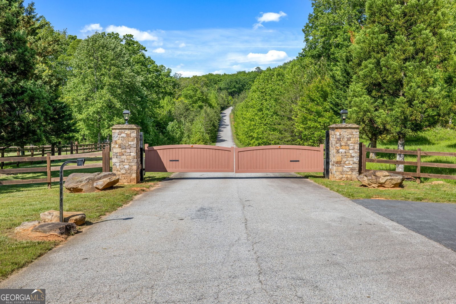 135 Mountain Ridge Drive Clarkesville - 22