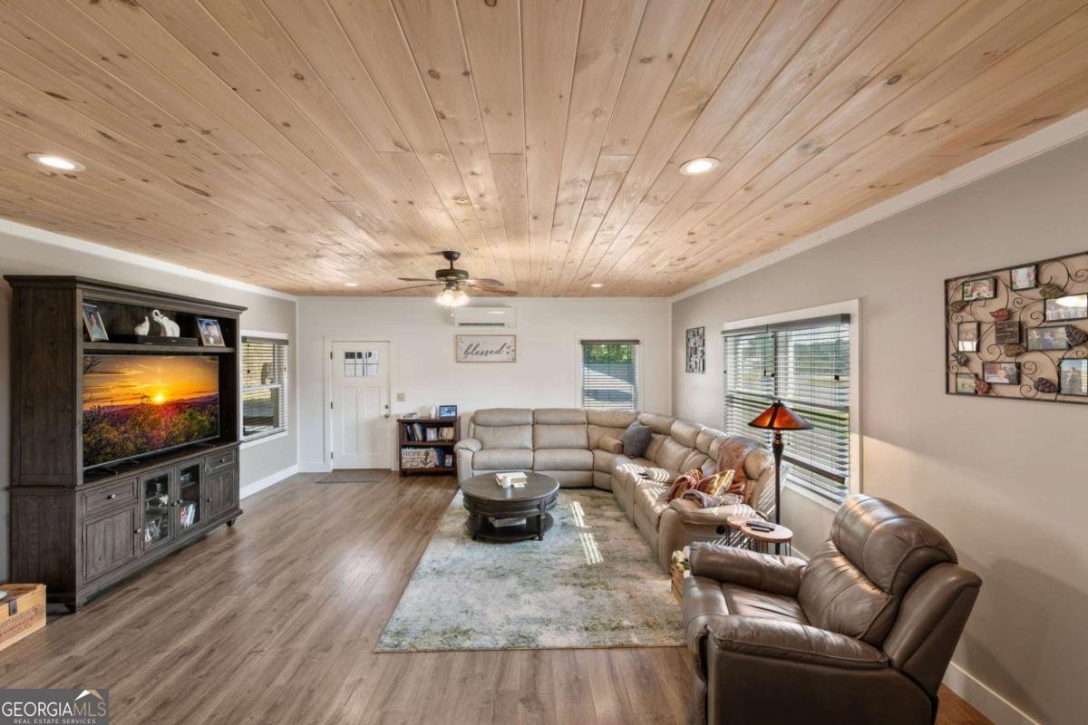 1201 Ada Street Blue Ridge - 10