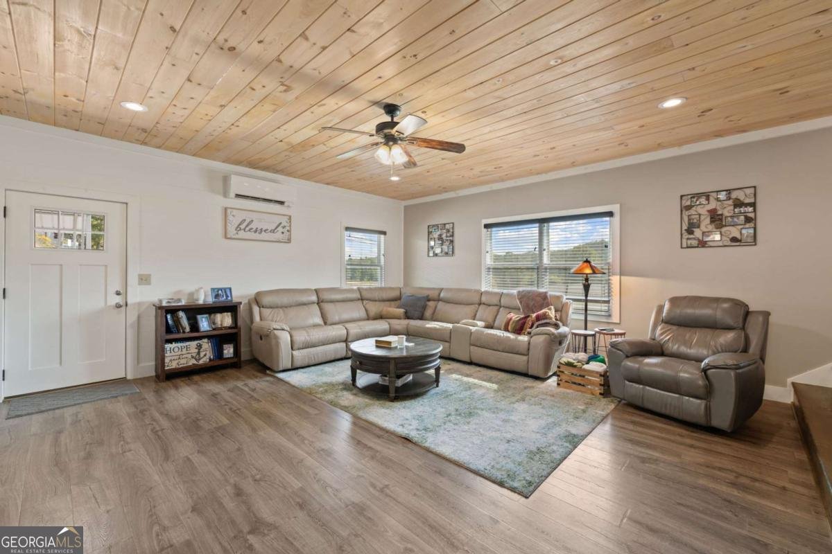 1201 Ada Street Blue Ridge - 11