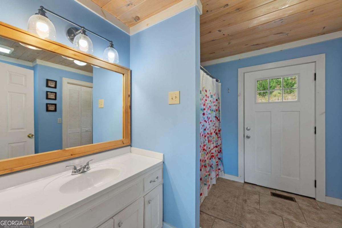 1201 Ada Street Blue Ridge - 27