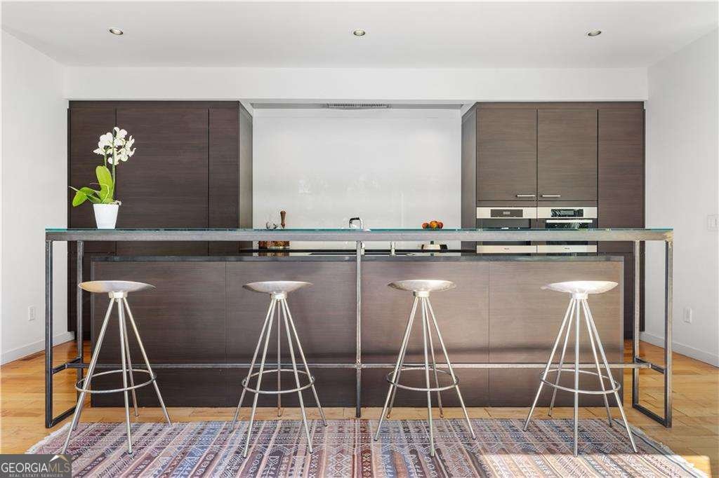 765 East Avenue Atlanta - 17