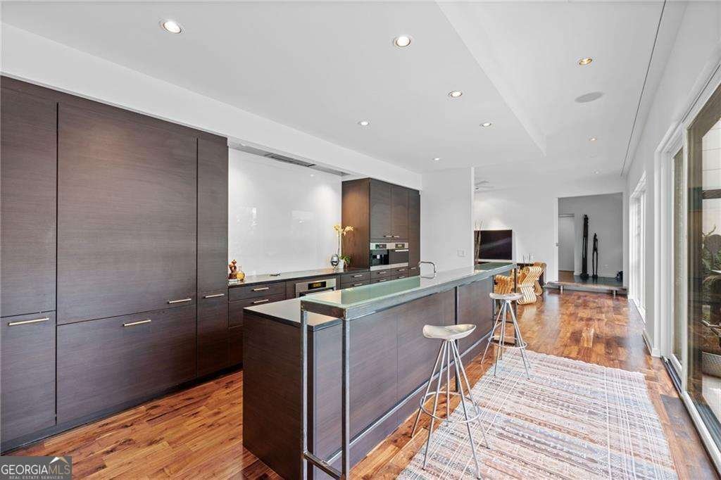 765 East Avenue Atlanta - 22