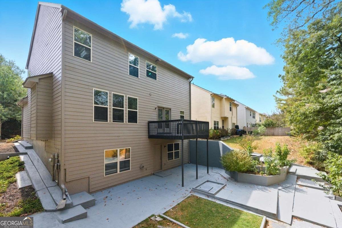 1851 Stoney Chase Drive Lawrenceville - 33