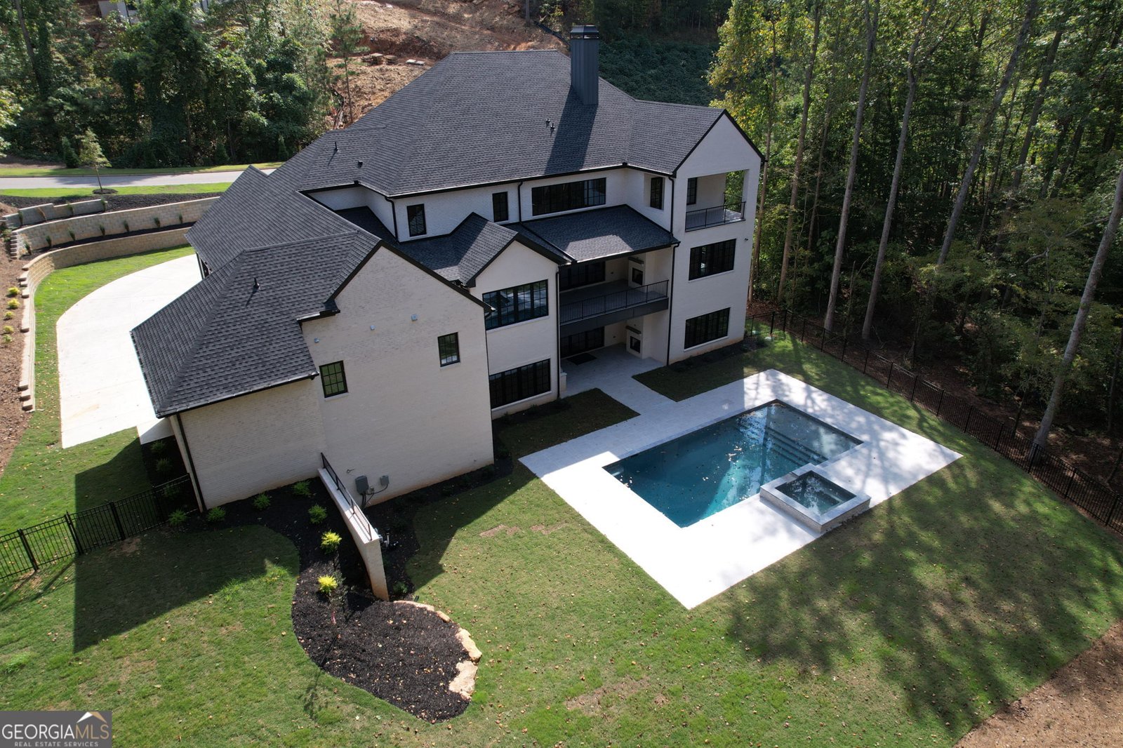 241 TRADITIONS Drive Alpharetta - 37