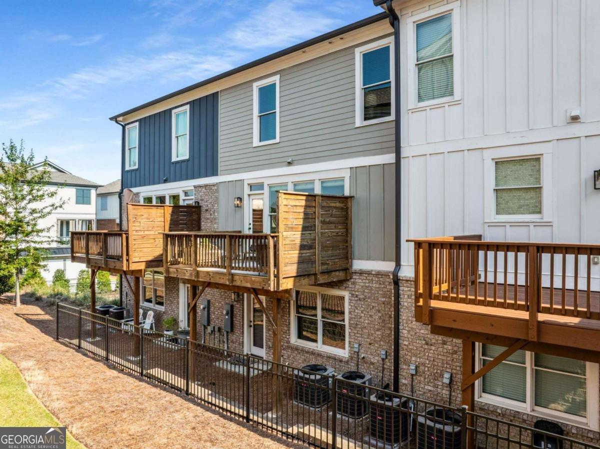 370 THRASHER Street Norcross - 36