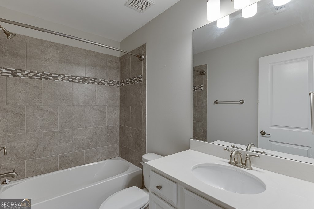 7058 Boathouse Way Flowery Branch - 7
