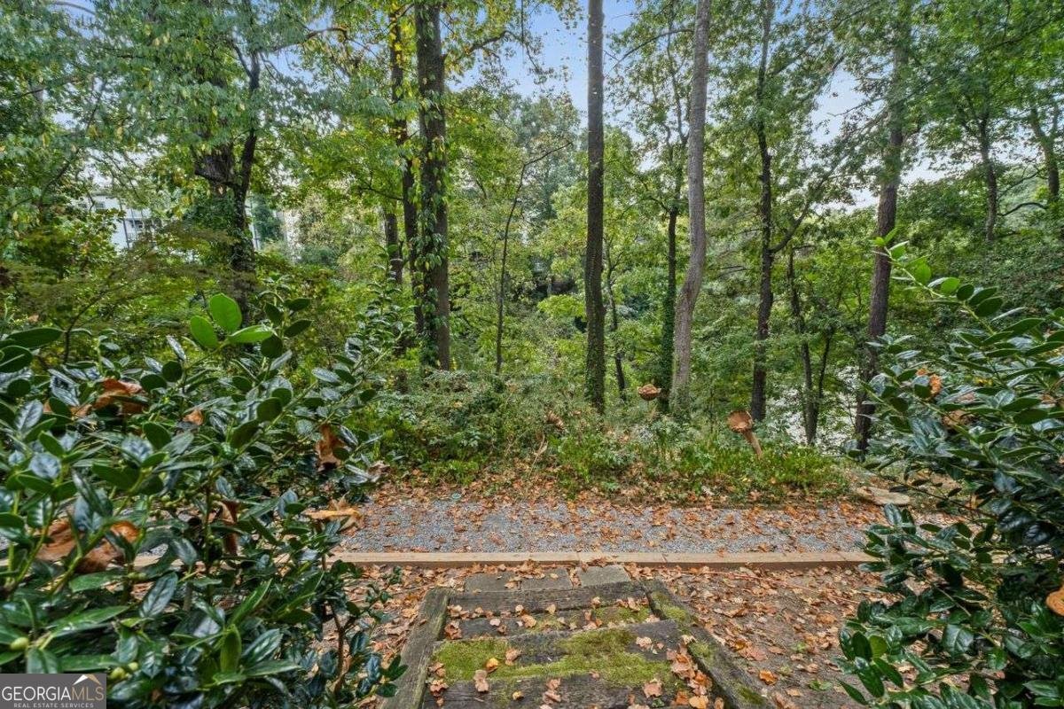 3710 STONEWALL Circle Atlanta - 18